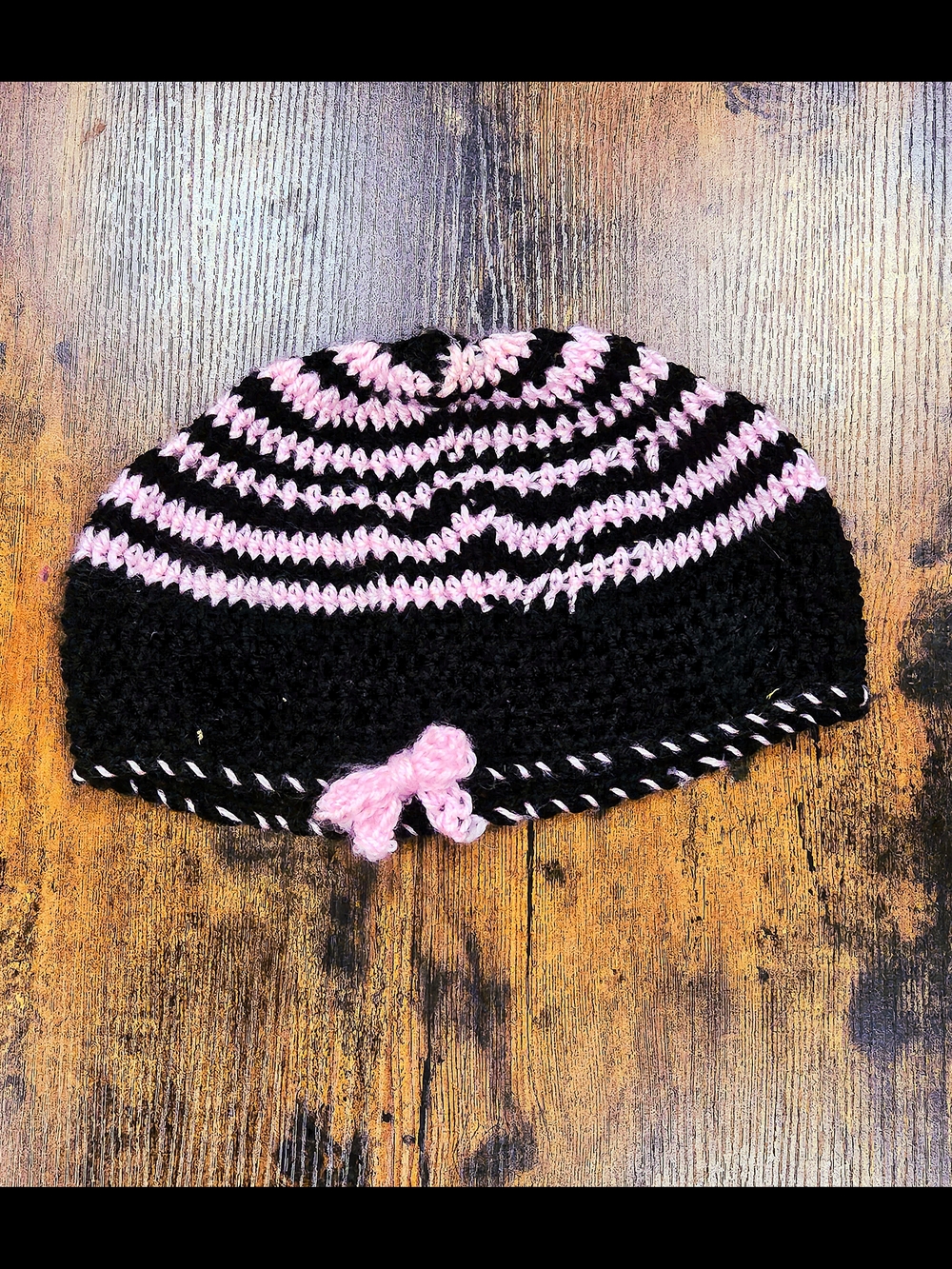 Striped Crochet Beanie with Pink Bow - Black & Pink